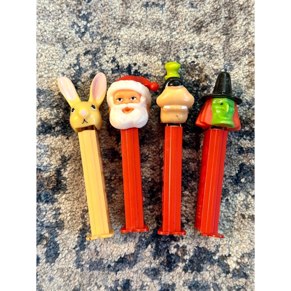Vintage PEZ Dispensers Lot of 4‎ Bunny Santa Goofy Witch Candy Dispenser